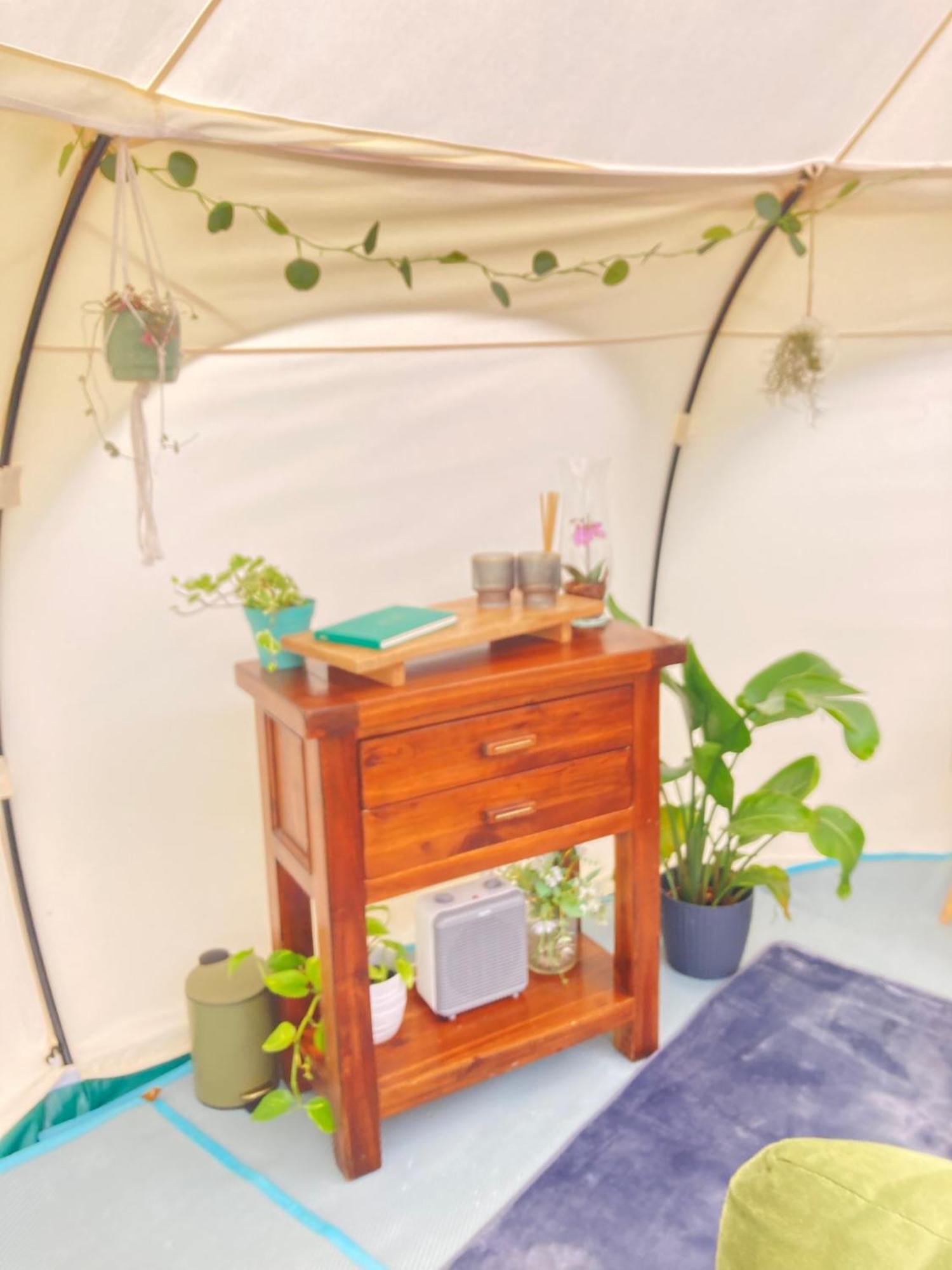 Luxuszelt Luxury Stargazing Glamping - Seren Aur With Hot Tub Llanidloes